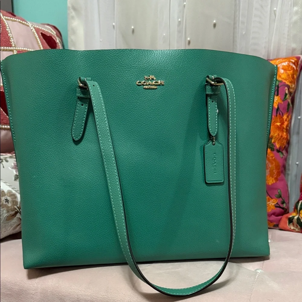 Coach Mollie Green Leather Tote Bag